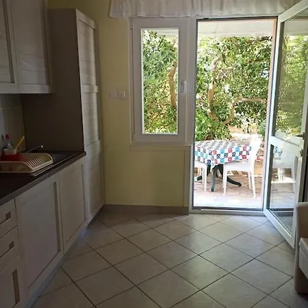 Apartament With 2 Terrace Cres