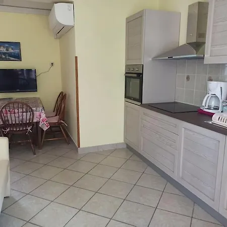 With 2 Terrace Apartment