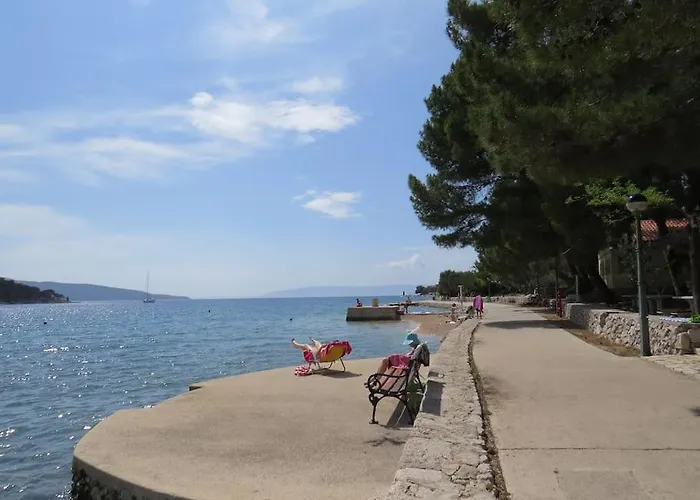 With 2 Terrace Apartament Cres